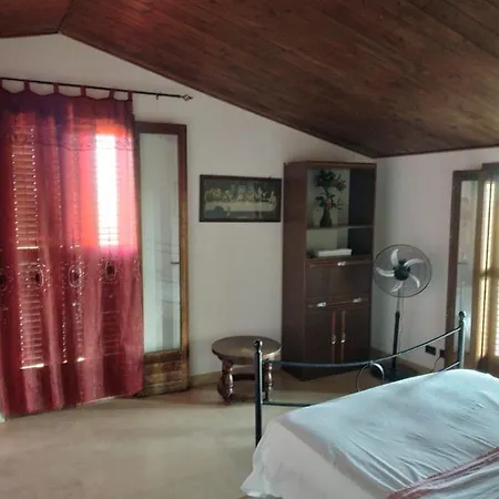 بيت للعطل Casale Ugo